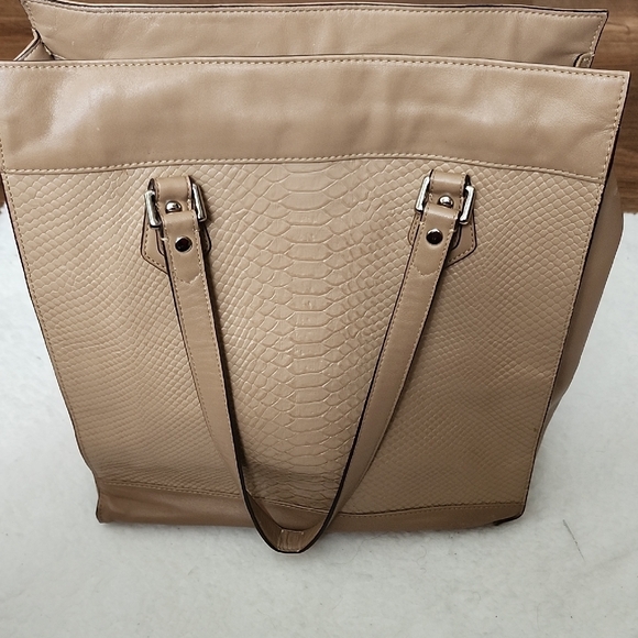 Coach Charlie Embossed Python Leather Tote Luxury Bag Old Money Quiet Luxury - Picture 8 of 16